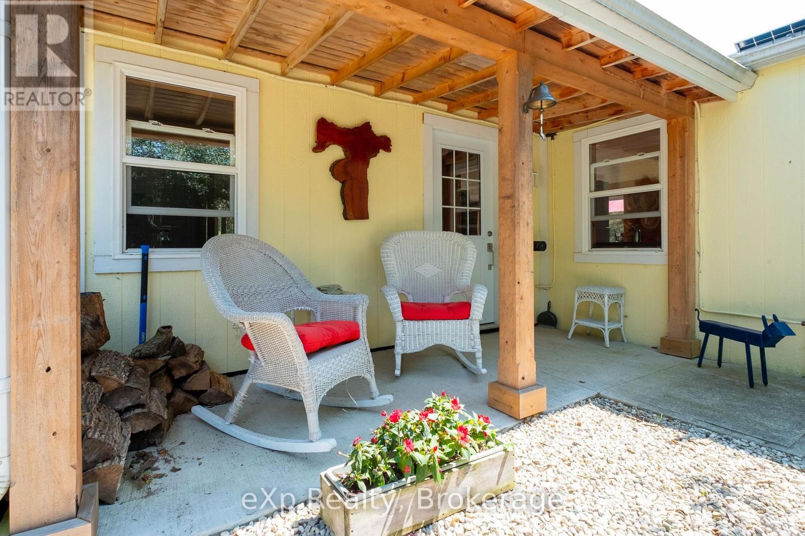 174745 Mulock Road, West Grey, Ontario  N0G 1S0 - Photo 8 - X13675448