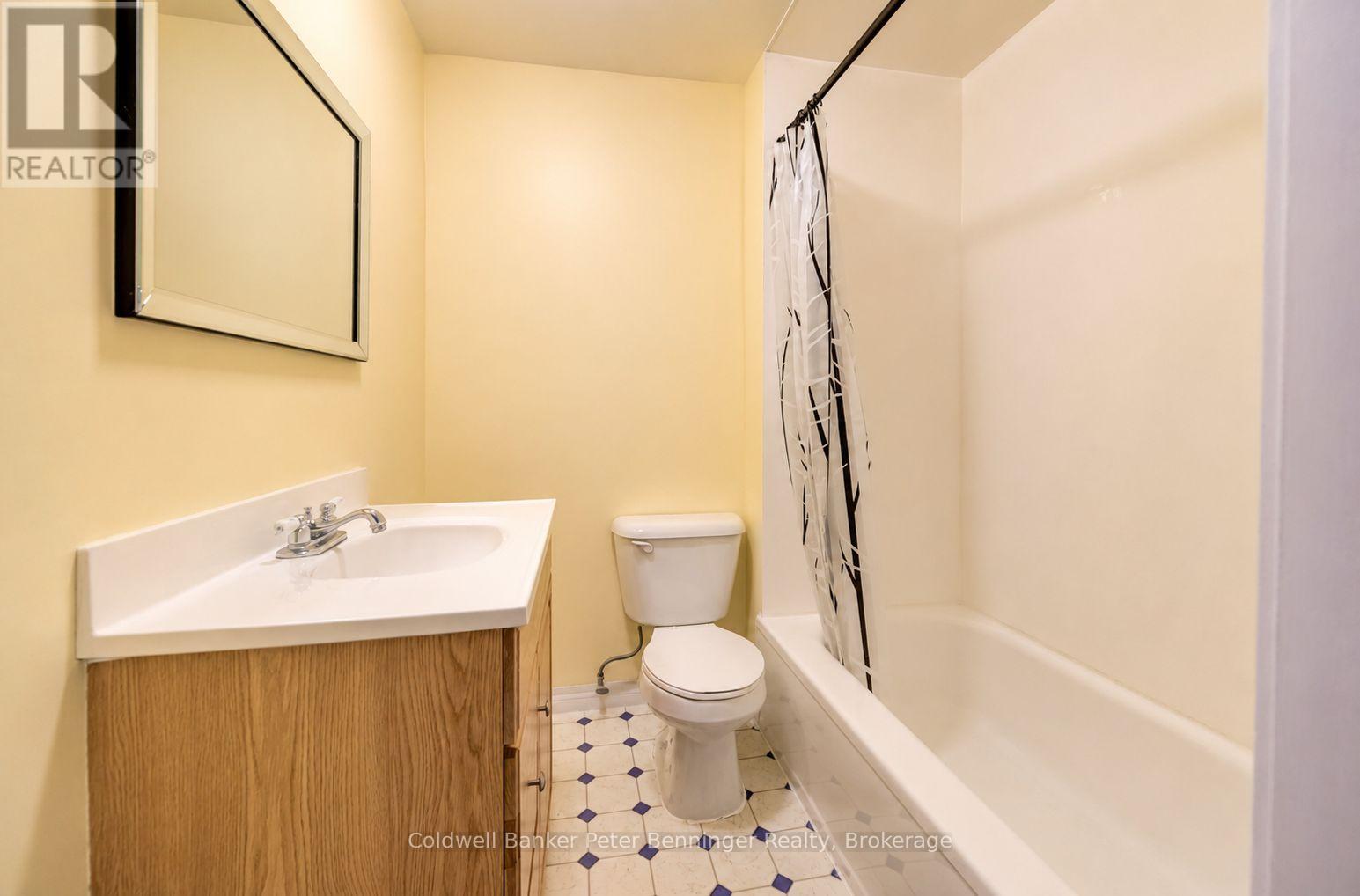 618 8th Avenue, Hanover, Ontario  N4N 2L3 - Photo 20 - X13675474