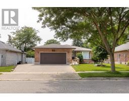 229 BRIARHILL DRIVE, Stratford, Ontario