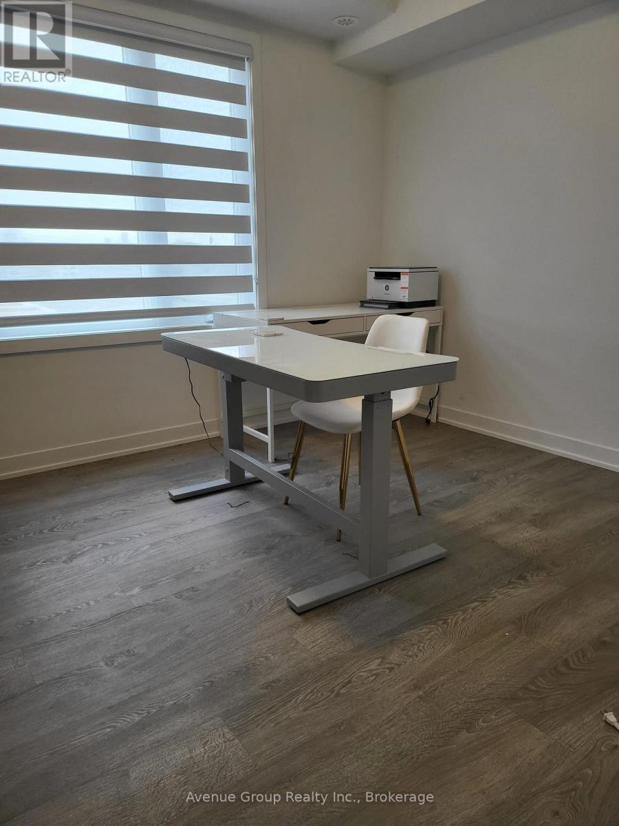 60 Hooyo Terrace, Toronto, Ontario  M6A 0E2 - Photo 19 - C13675360