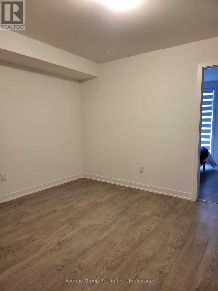 60 Hooyo Terrace, Toronto, Ontario  M6A 0E2 - Photo 20 - C13675360