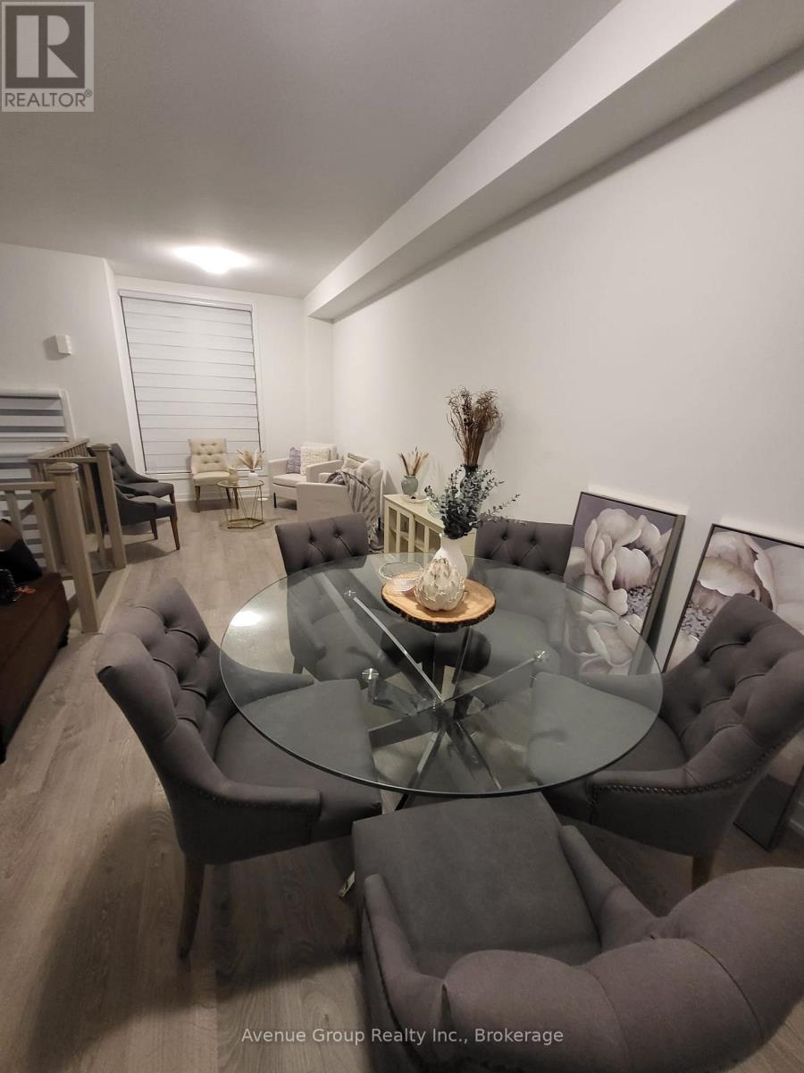 60 Hooyo Terrace, Toronto, Ontario  M6A 0E2 - Photo 7 - C13675360