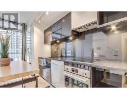 2512 - 125 PETER STREET, Toronto, Ontario