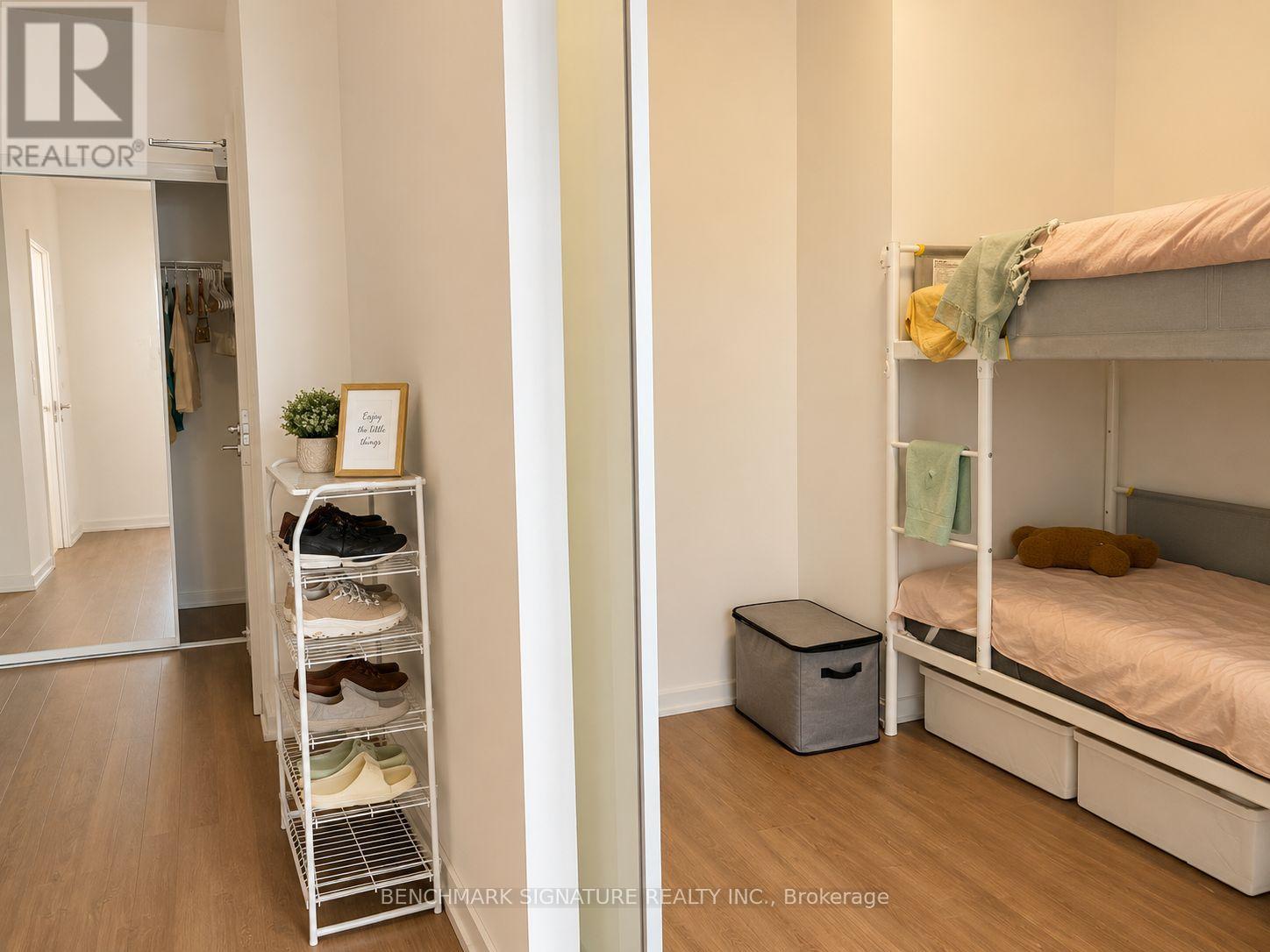 606 - 203 College Street, Toronto, Ontario  M5T 0C8 - Photo 3 - C13675436