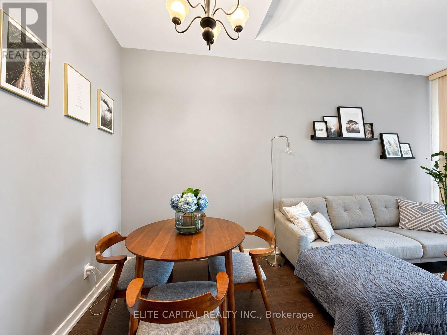 628 - 20 Bruyeres Mews, Toronto, Ontario  M5V 0G8 - Photo 5 - C13675458