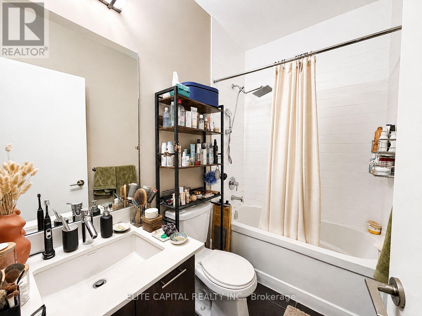628 - 20 Bruyeres Mews, Toronto, Ontario  M5V 0G8 - Photo 8 - C13675458