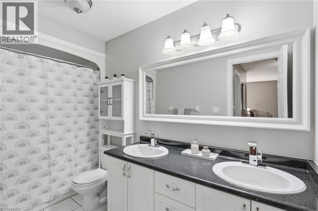 5 Manor Crescent, Grimsby, Ontario  L3M 5J9 - Photo 24 - 40846426