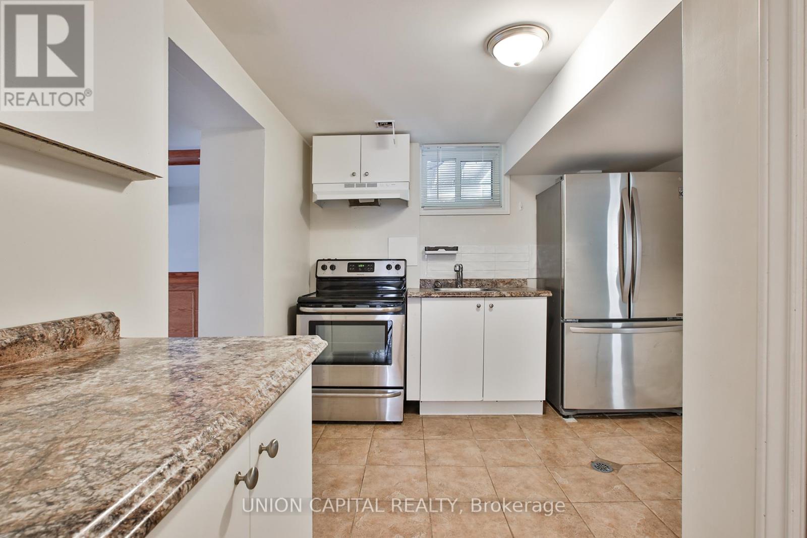 Lower - 50 Wichey Road, Toronto, Ontario M1C 2H9 - Photo 2 - E13675364