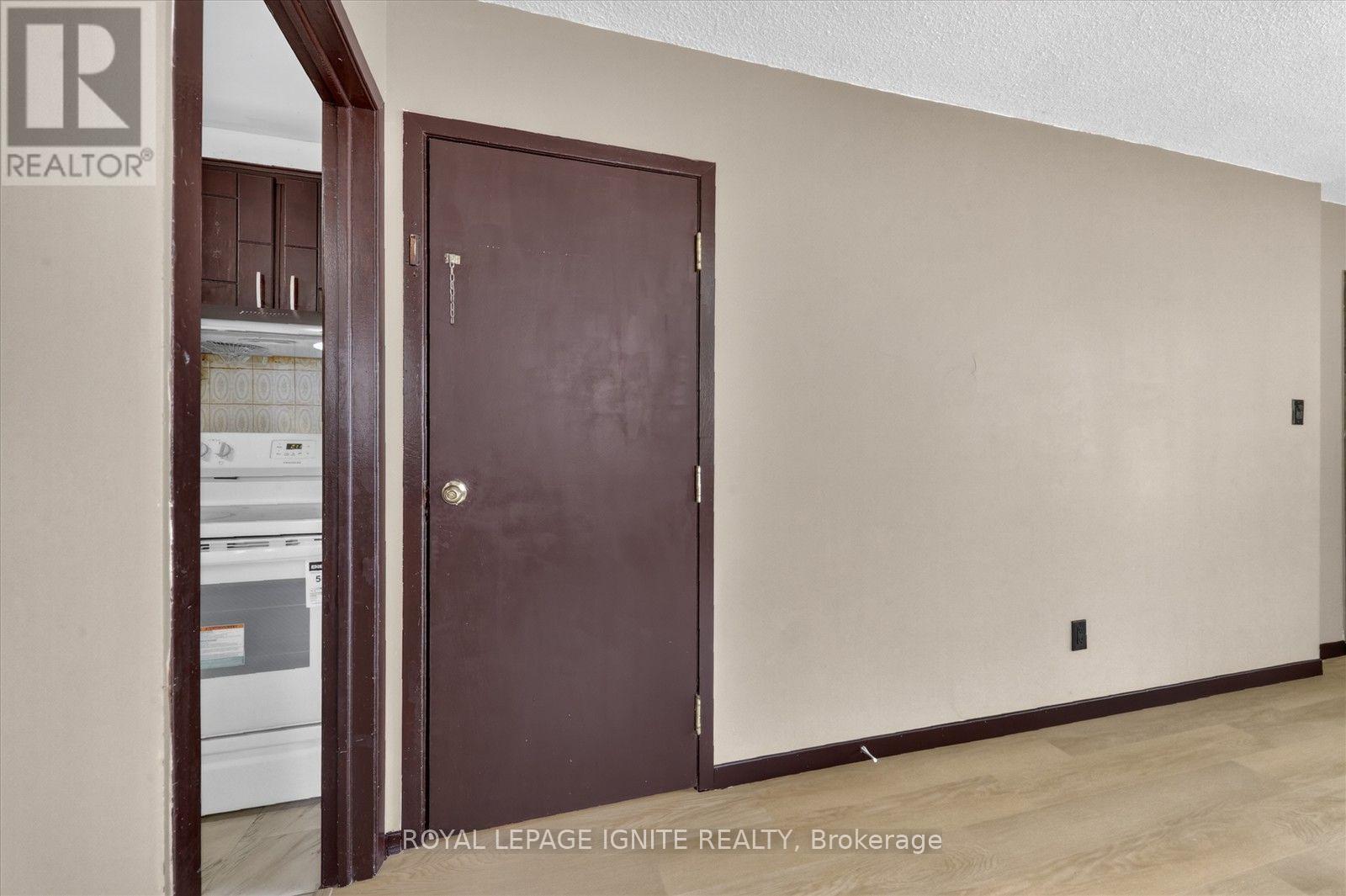 Upper - 88 South Edgely Avenue, Toronto, Ontario  M1N 3L1 - Photo 8 - E13675450
