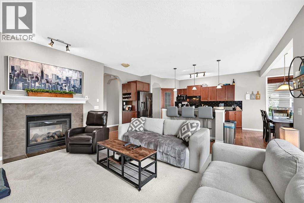 121 Chapalina Heights SE, Calgary, Alberta  T2X 0B2 - Photo 8 - A2334750