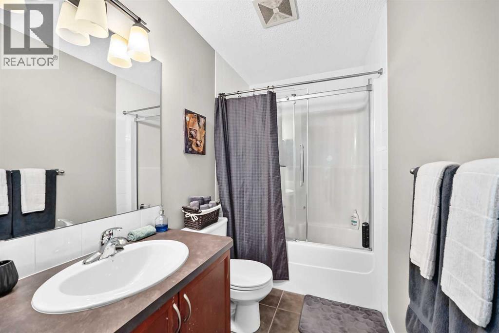 121 Chapalina Heights SE, Calgary, Alberta  T2X 0B2 - Photo 26 - A2334750
