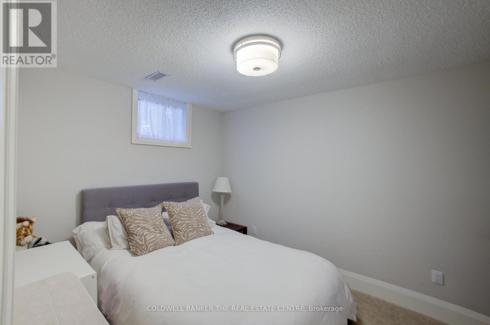 89 King Street, Essa (Angus), Ontario  L0M 1B0 - Photo 32 - N13675400