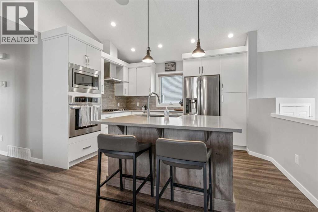 230 Mt Lorette Place SE, Calgary, Alberta T2Z 2L9 - Photo 12 - A2336745