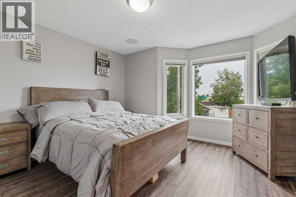 230 Mt Lorette Place SE, Calgary, Alberta T2Z 2L9 - Photo 19 - A2336745