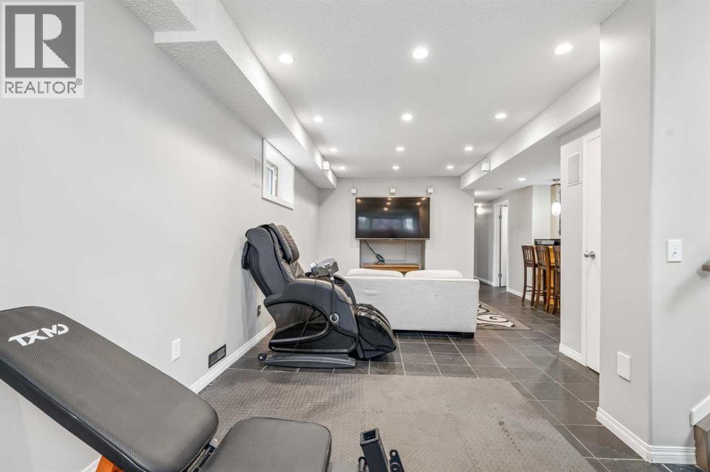 230 Mt Lorette Place SE, Calgary, Alberta T2Z 2L9 - Photo 23 - A2336745