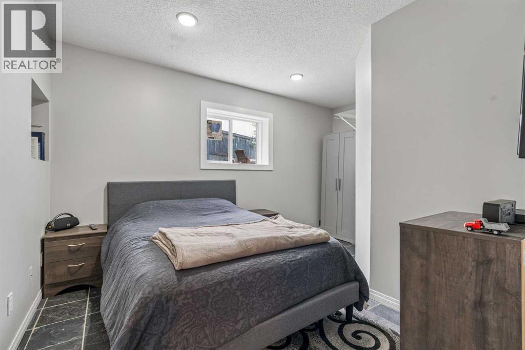 230 Mt Lorette Place SE, Calgary, Alberta T2Z 2L9 - Photo 29 - A2336745