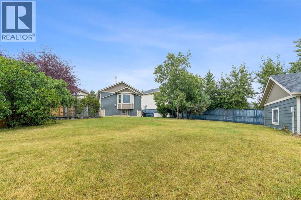 230 Mt Lorette Place SE, Calgary, Alberta T2Z 2L9 - Photo 37 - A2336745