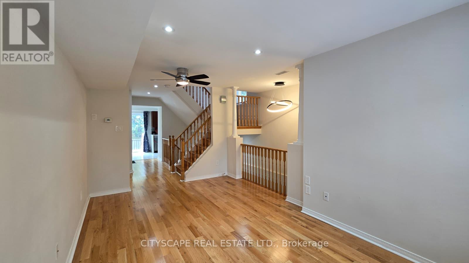 46 - 1050 Bristol Road W, Mississauga, Ontario  L5V 2E8 - Photo 4 - W13670692