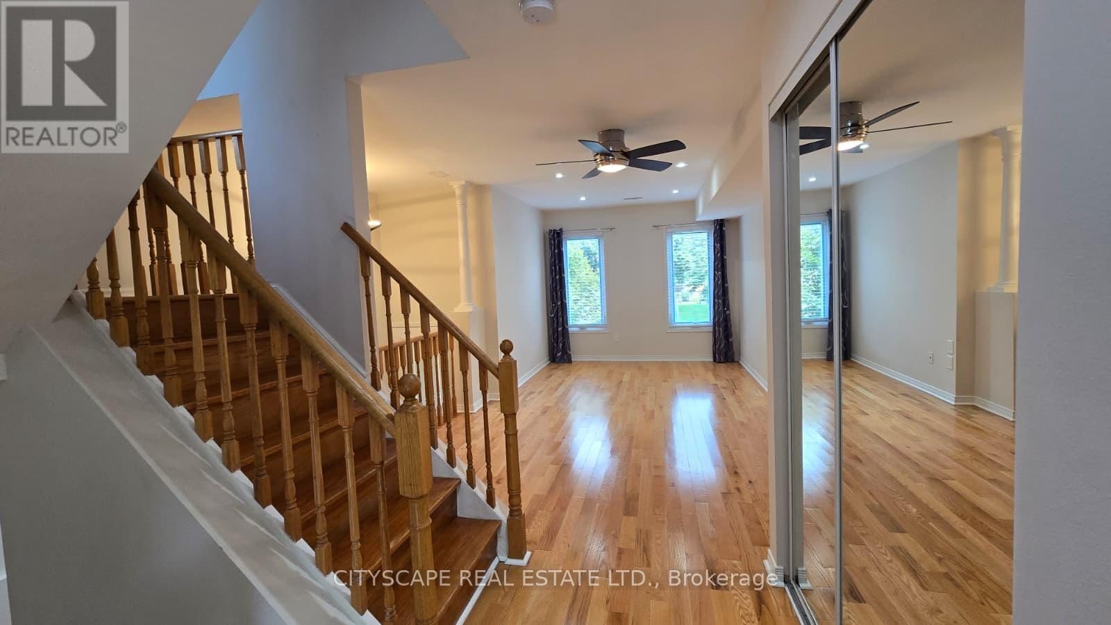 46 - 1050 Bristol Road W, Mississauga, Ontario  L5V 2E8 - Photo 3 - W13670692