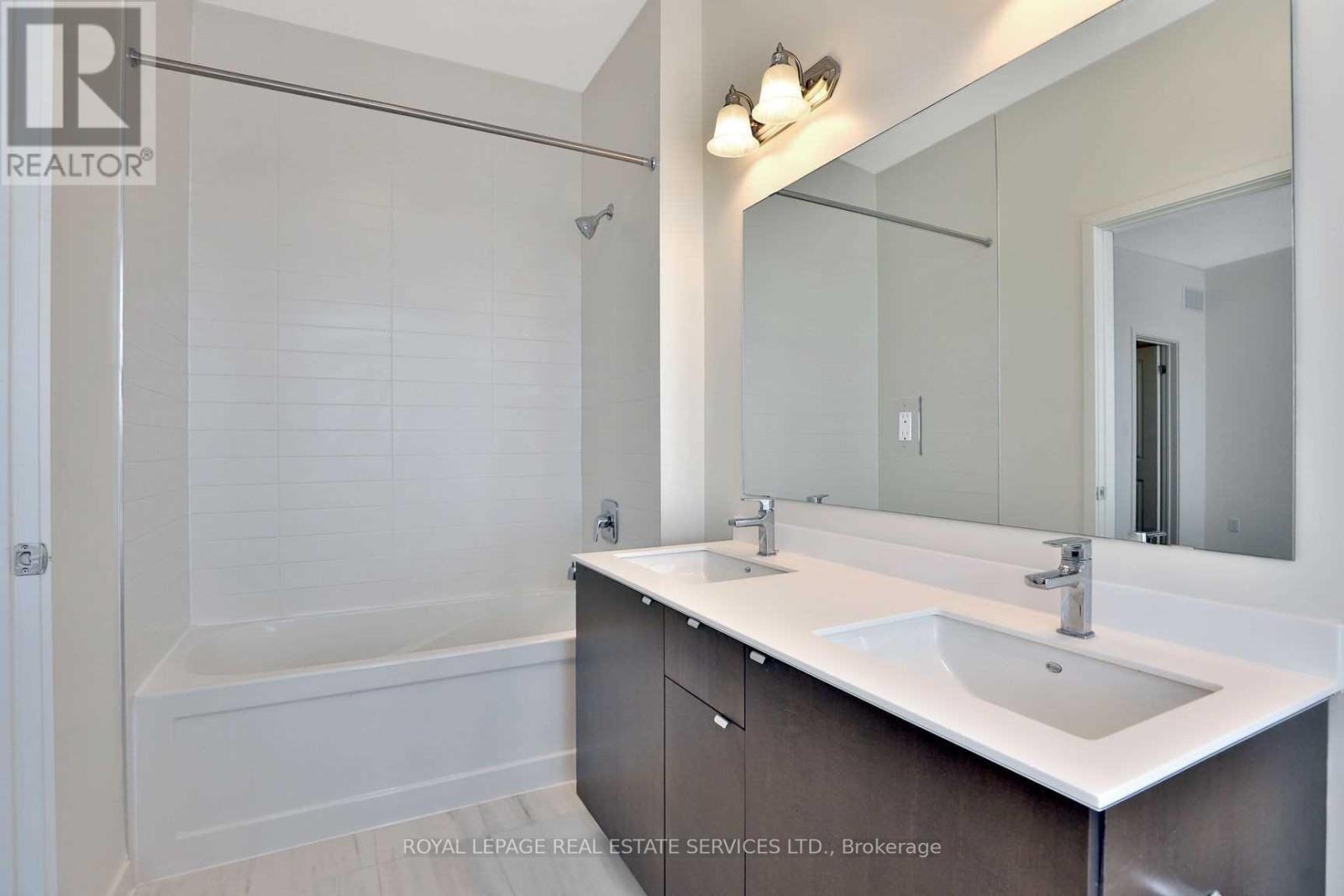 3191 Ernest Appelbe Boulevard, Oakville, Ontario  L6H 0P1 - Photo 24 - W13675396