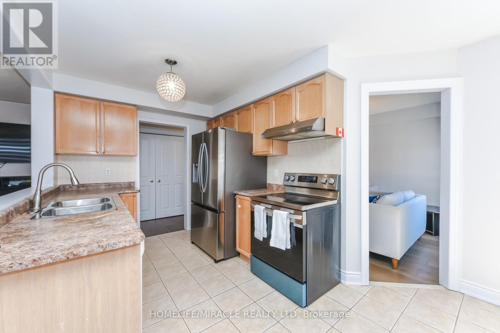 114 Edenbrook Hill Drive, Brampton, Ontario  L7A 2P2 - Photo 13 - W13675398