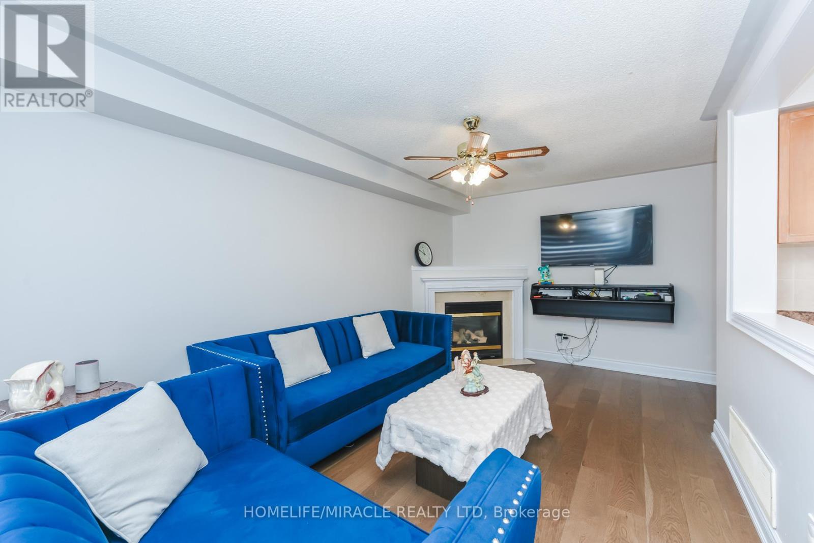 114 Edenbrook Hill Drive, Brampton, Ontario  L7A 2P2 - Photo 8 - W13675398