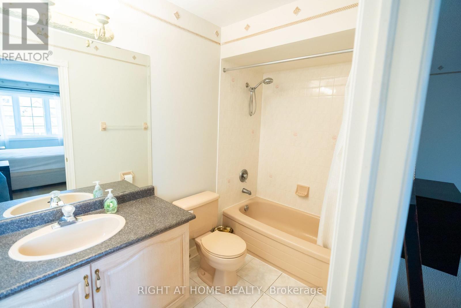 2427 Erin Centre Boulevard, Mississauga, Ontario  L5M 5B3 - Photo 32 - W13675416