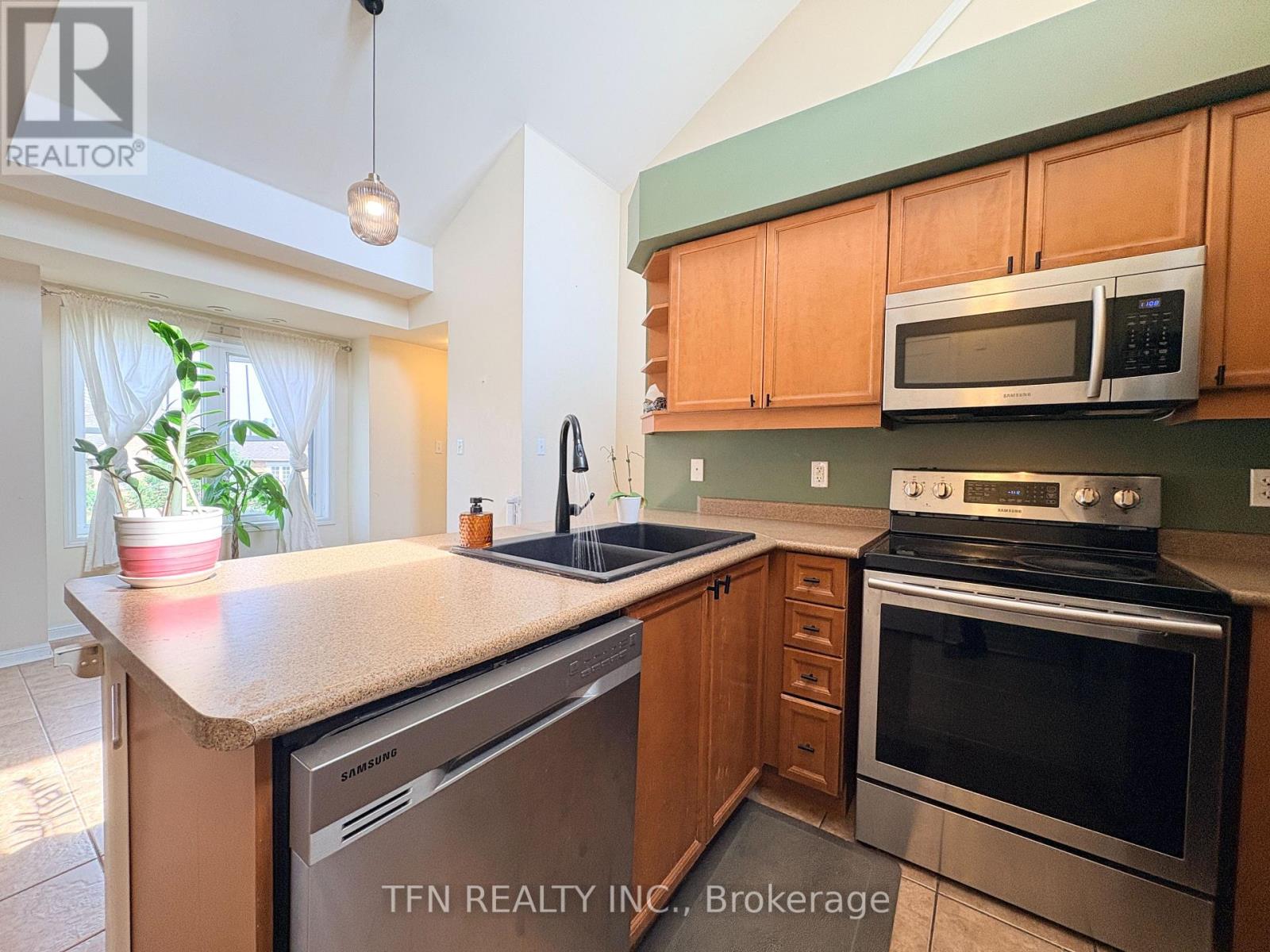 3 - 588 Shoreline Drive, Mississauga, Ontario  L5B 0A8 - Photo 10 - W13675468