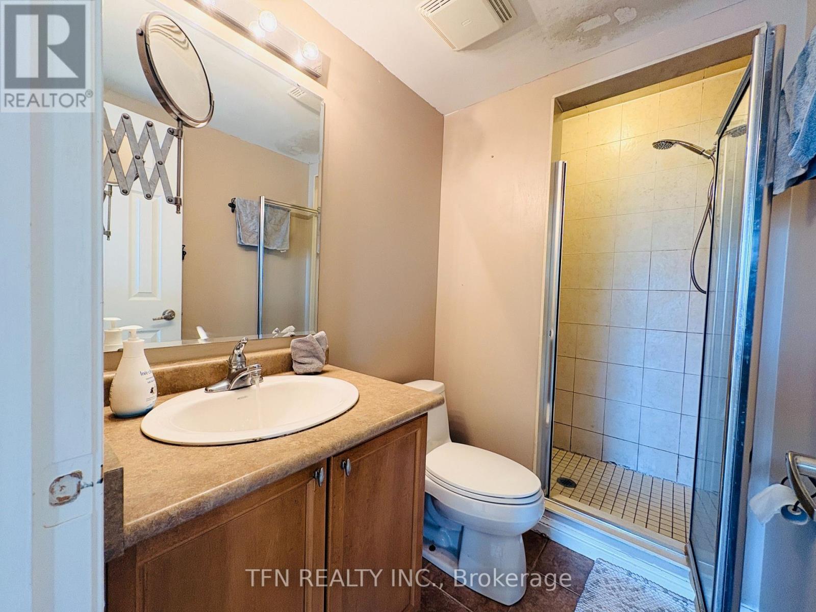 3 - 588 Shoreline Drive, Mississauga, Ontario  L5B 0A8 - Photo 14 - W13675468