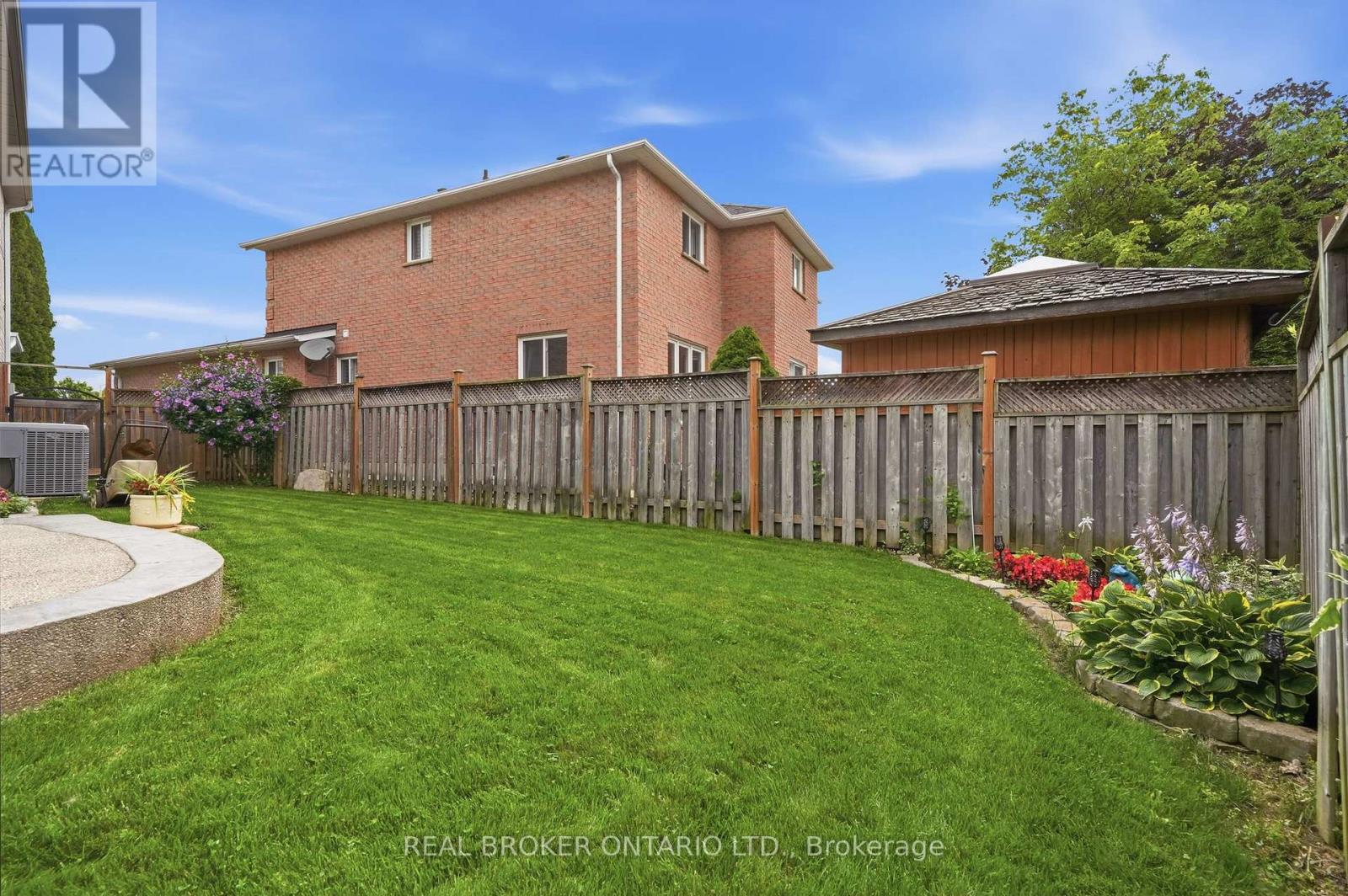 34 Keewaydin Street, Hamilton, Ontario  L0R 2H6 - Photo 48 - X13675376