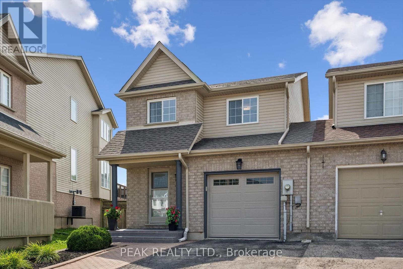 166 Windflower Drive, Kitchener, Ontario  N2E 3T2 - Photo 3 - X13675406