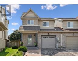 166 WINDFLOWER DRIVE, Kitchener, Ontario