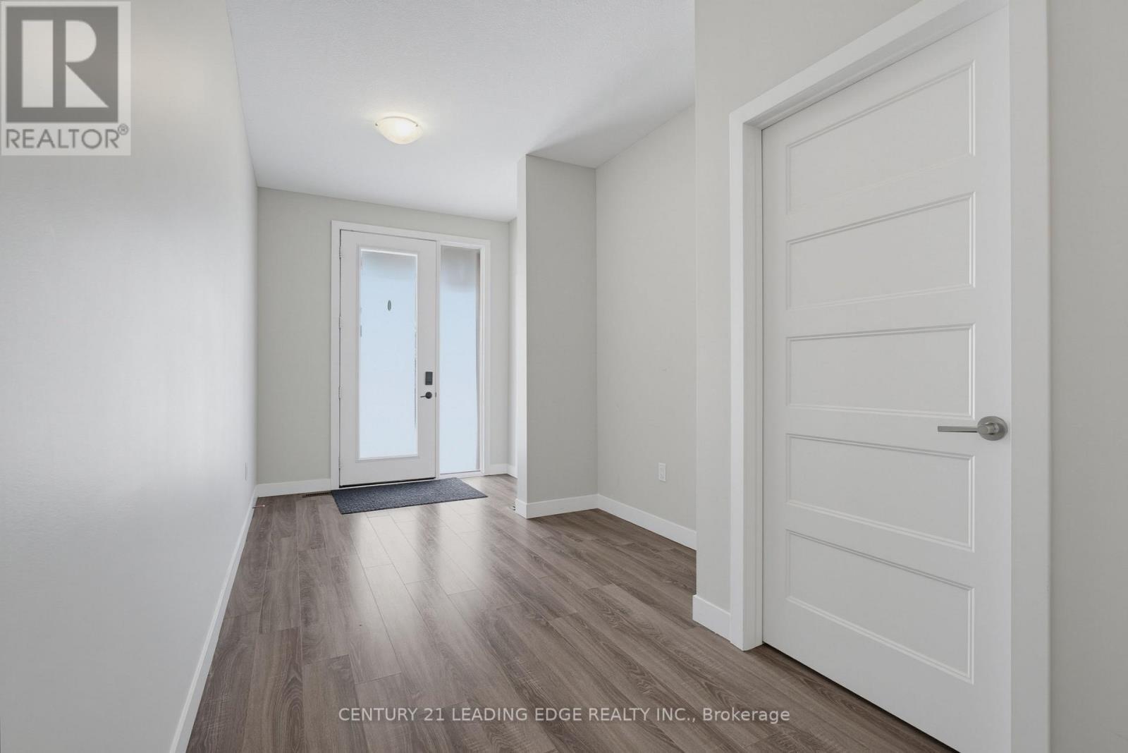 915 Georgetown Drive, London North, Ontario  N6H 0J7 - Photo 5 - X13675424