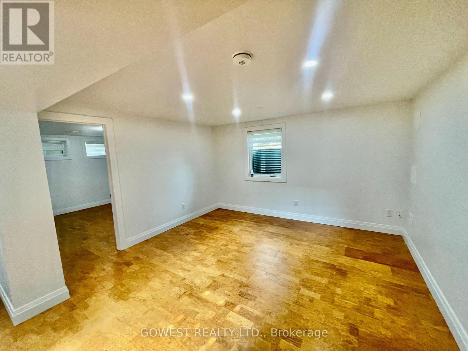 Lower - 42 Briarwood Crescent, Hamilton, Ontario  L9C 4B9 - Photo 10 - X13675460