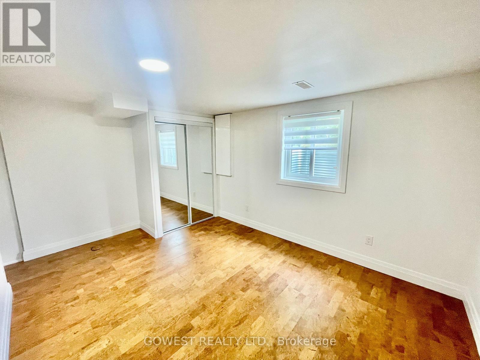 Lower - 42 Briarwood Crescent, Hamilton, Ontario  L9C 4B9 - Photo 11 - X13675460