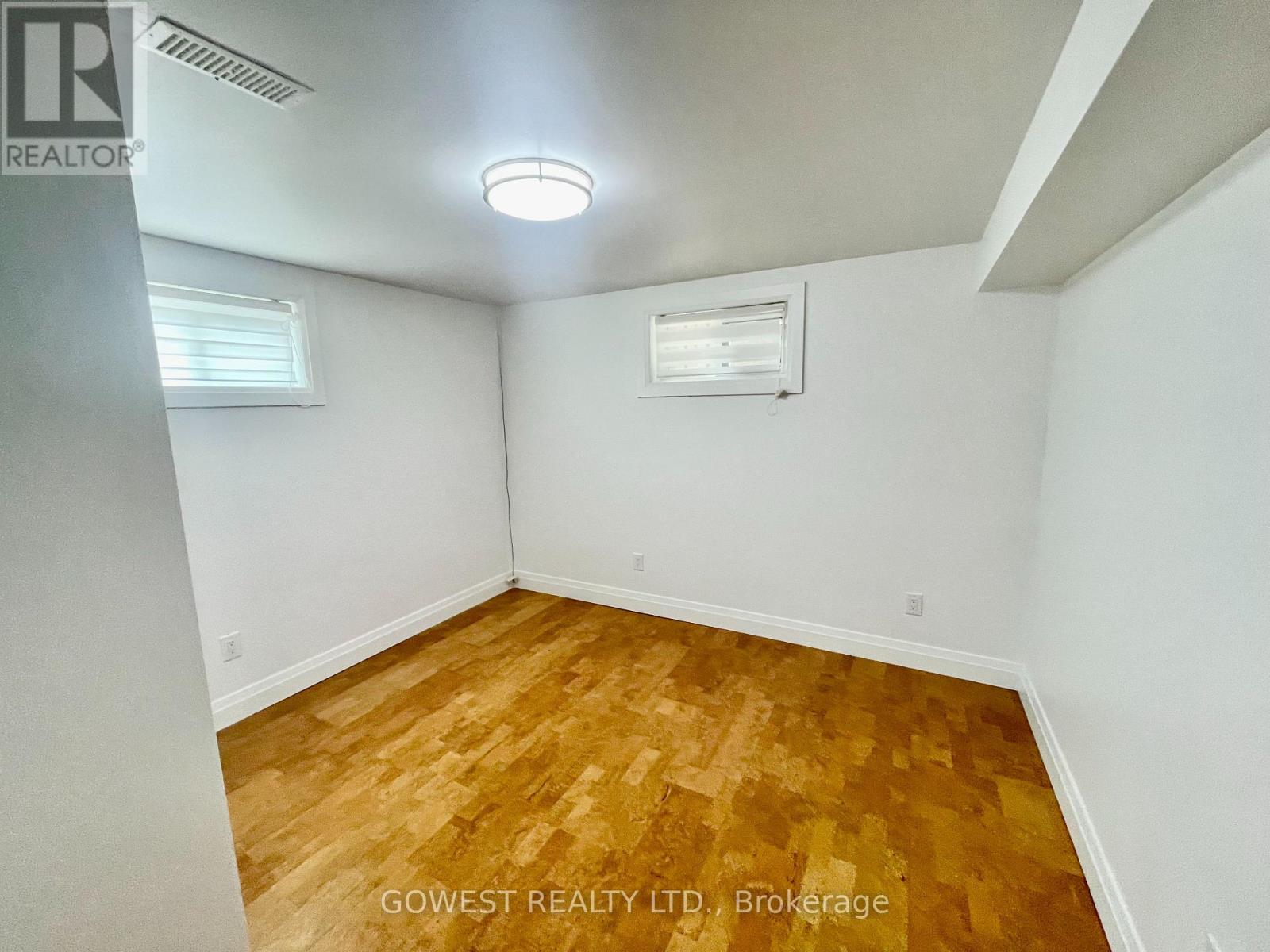 Lower - 42 Briarwood Crescent, Hamilton, Ontario  L9C 4B9 - Photo 6 - X13675460