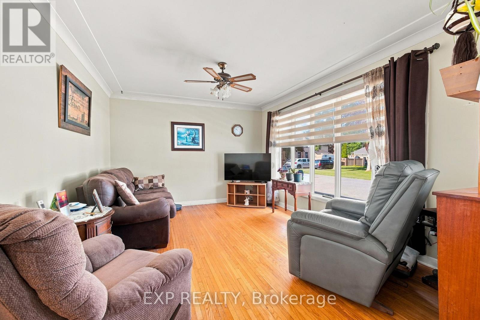 250 Albert Street, Minto, Ontario  N0G 2P0 - Photo 6 - X13675472