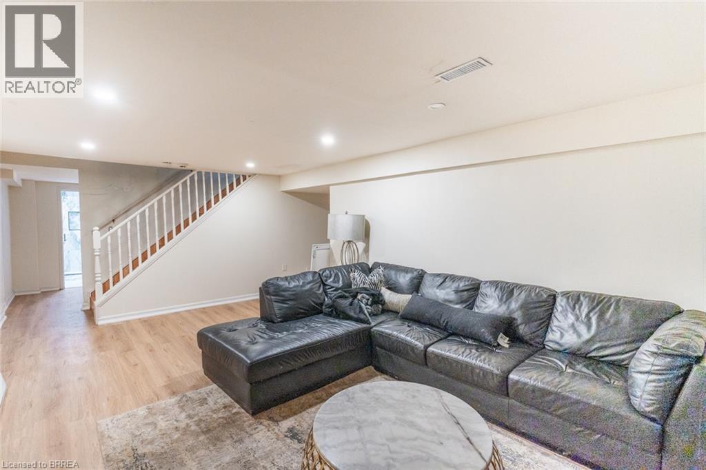 267 Memorial Drive, Brantford, Ontario  N3R 7G6 - Photo 36 - 40851085
