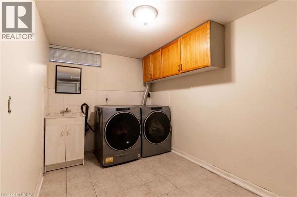 267 Memorial Drive, Brantford, Ontario  N3R 7G6 - Photo 37 - 40851085