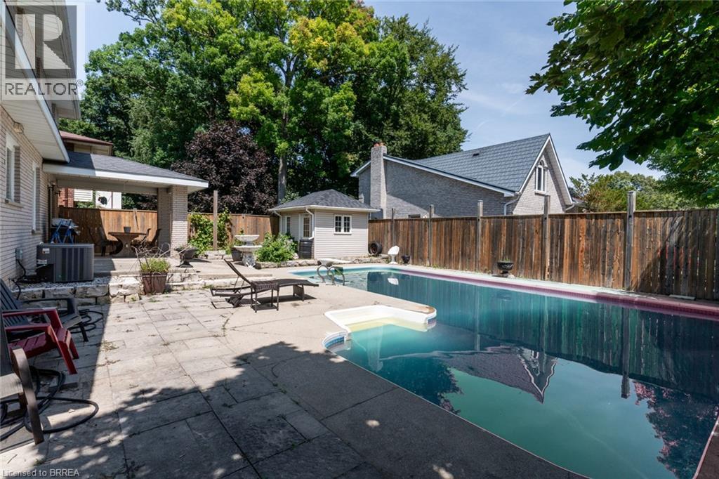 267 Memorial Drive, Brantford, Ontario  N3R 7G6 - Photo 5 - 40851085