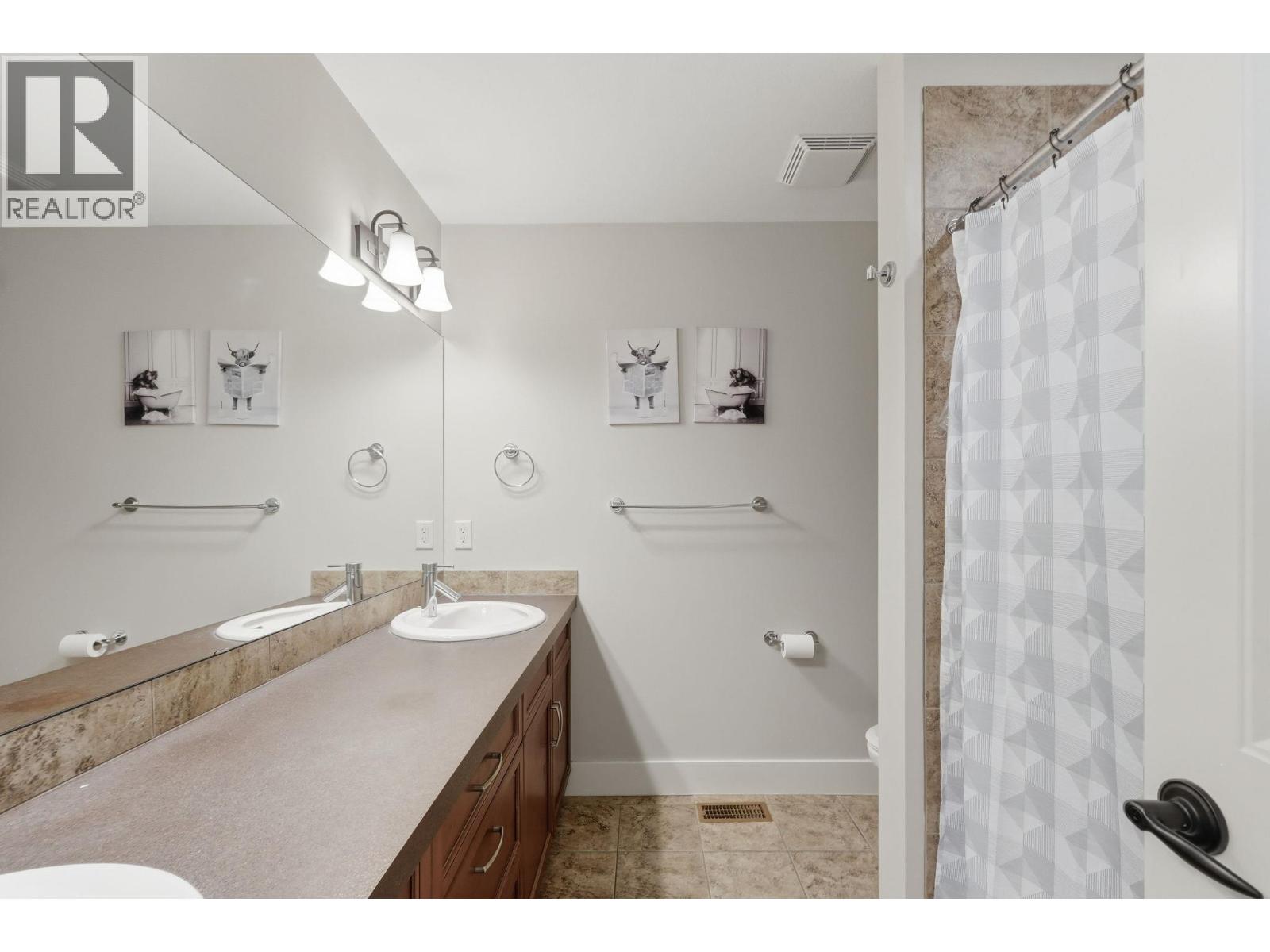 5765 Mountainside Drive, Kelowna, British Columbia  V1W 5H2 - Photo 63 - 10396052