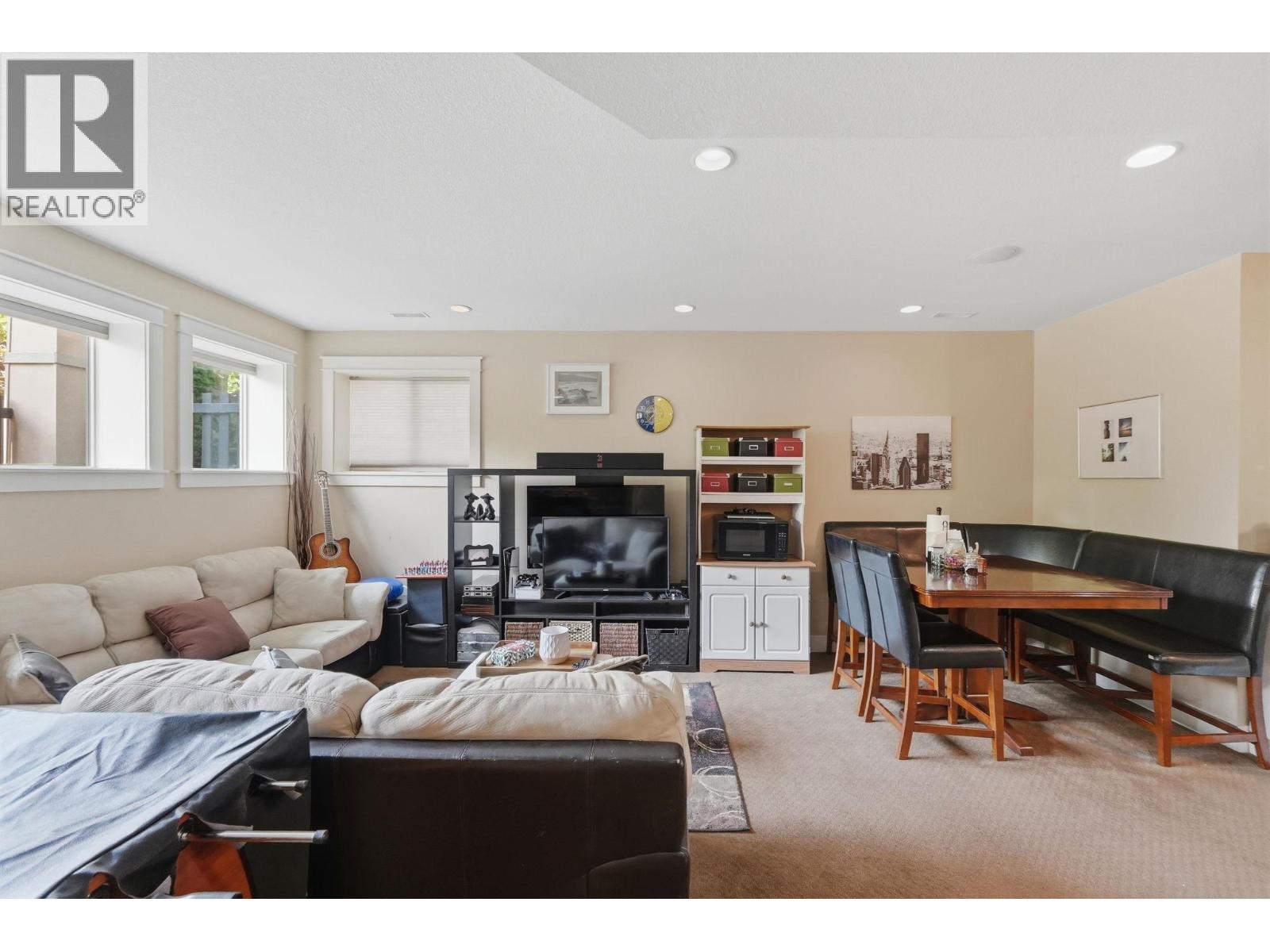 5765 Mountainside Drive, Kelowna, British Columbia  V1W 5H2 - Photo 71 - 10396052