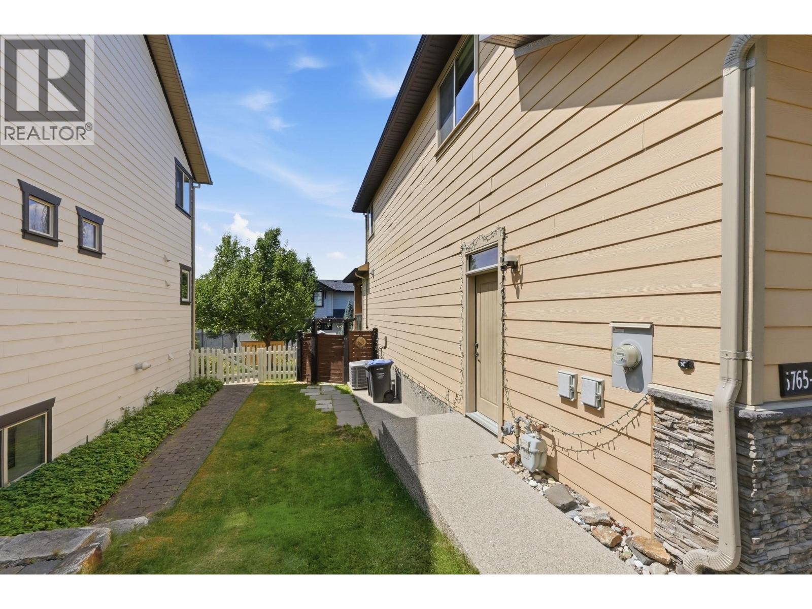 5765 Mountainside Drive, Kelowna, British Columbia  V1W 5H2 - Photo 89 - 10396052