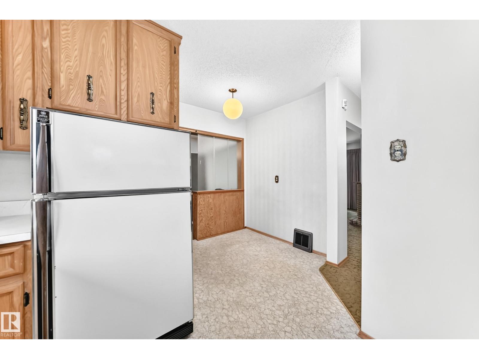 12720 120 Av Nw Nw, Edmonton, Alberta  T5L 2R1 - Photo 7 - E4503793