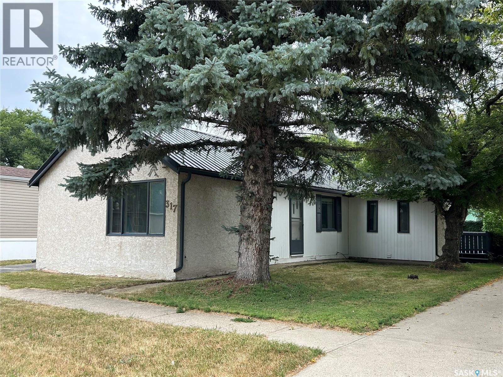 317 Aldridge STREET, Bienfait, Saskatchewan