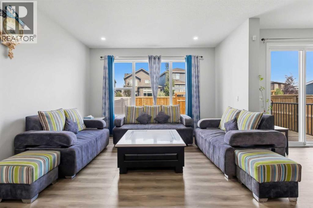 62 Wolf Hollow Way SE, Calgary, Alberta  T2X 1T8 - Photo 3 - A2329556