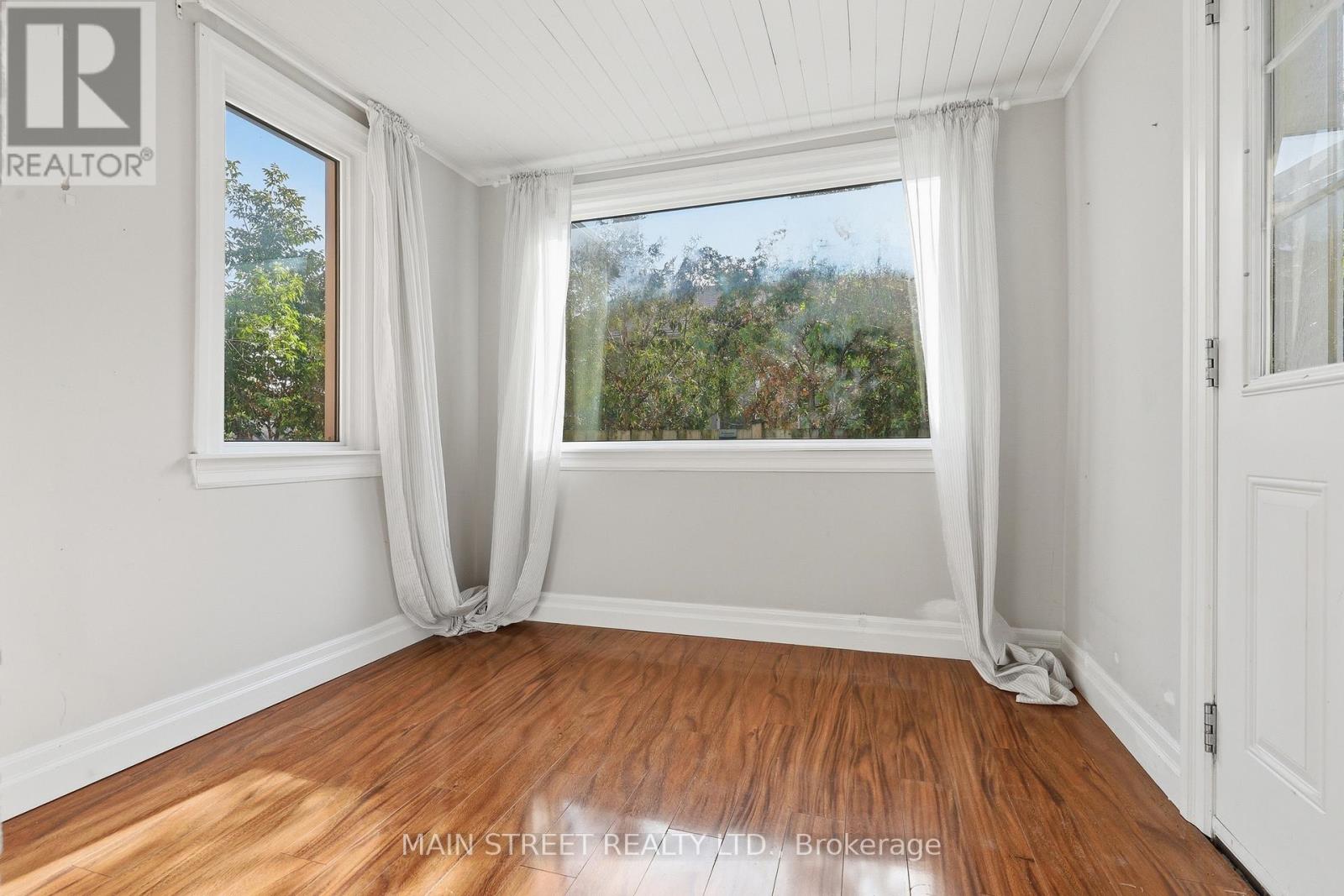 12 Vincent Street, Newmarket, Ontario  L3Y 4G2 - Photo 13 - N13674000