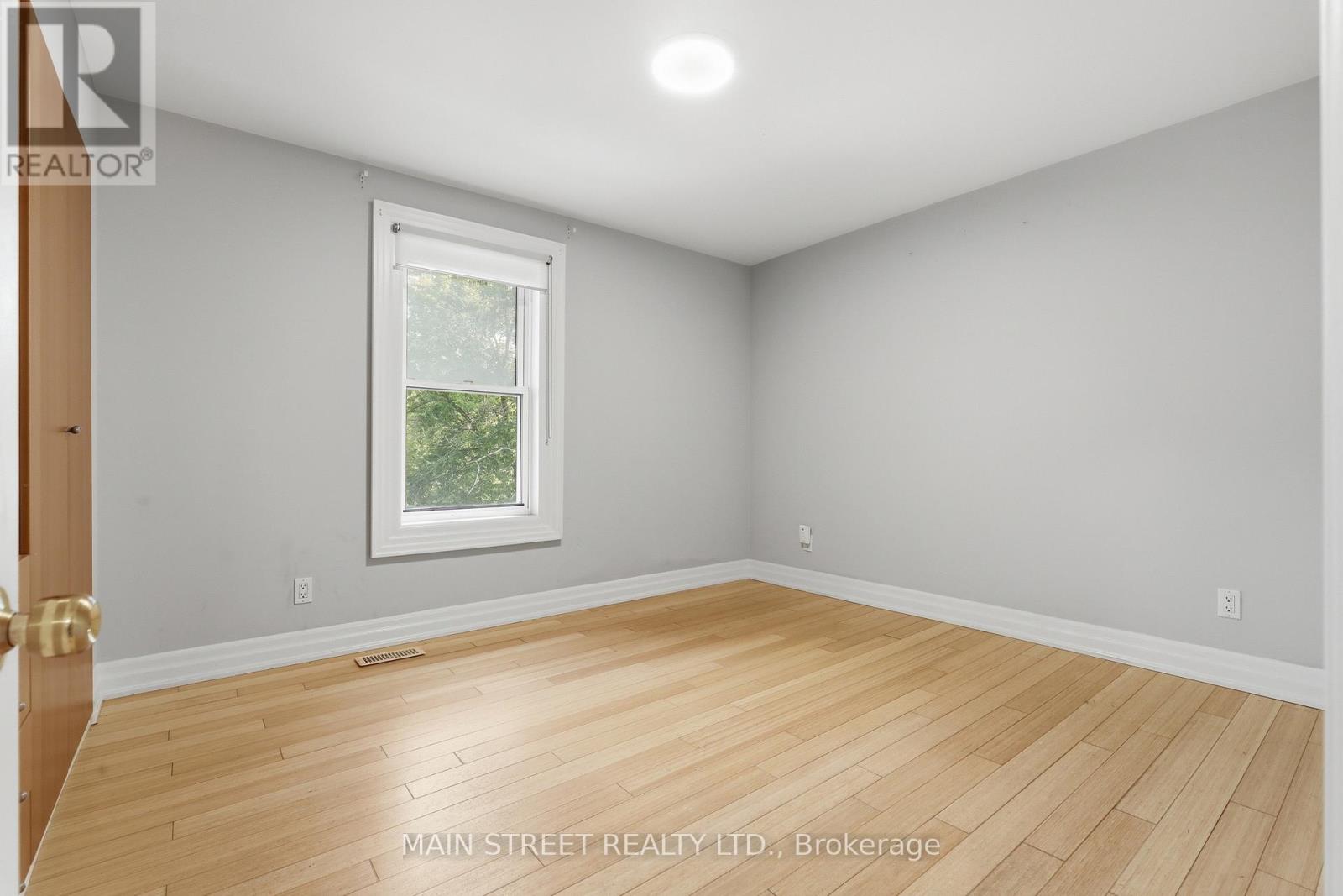 12 Vincent Street, Newmarket, Ontario L3Y 4G2 - Photo 22 - N13674004
