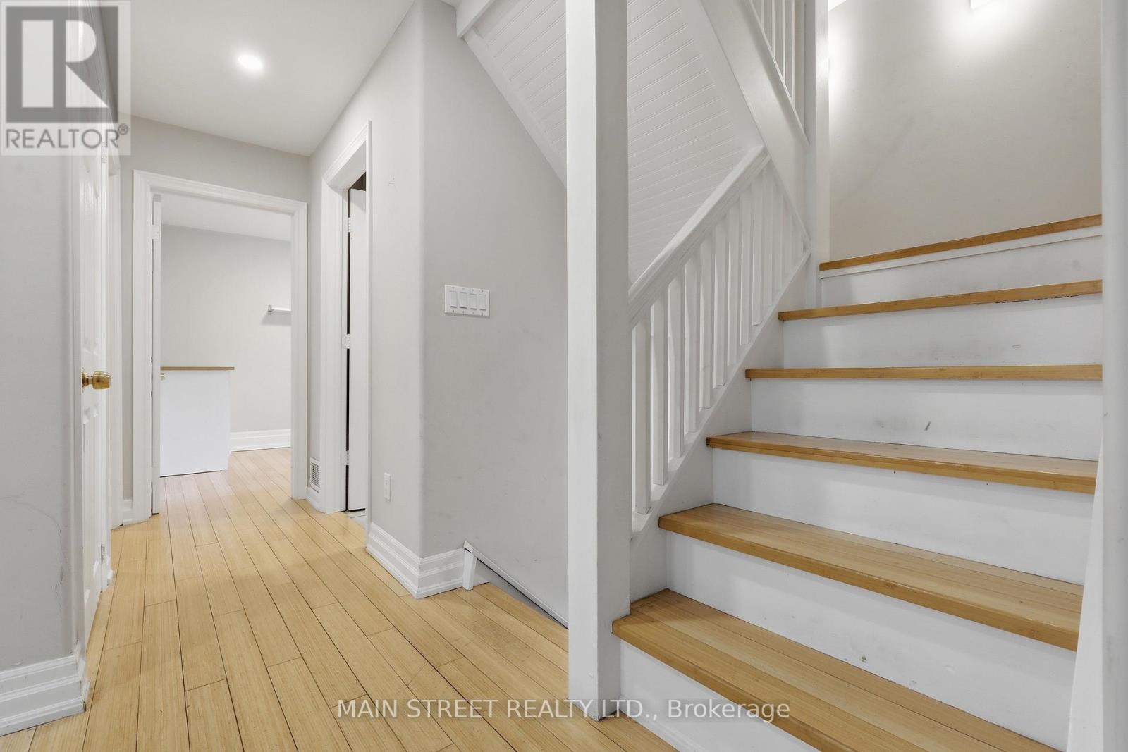 12 Vincent Street, Newmarket, Ontario  L3Y 4G2 - Photo 19 - N13674000