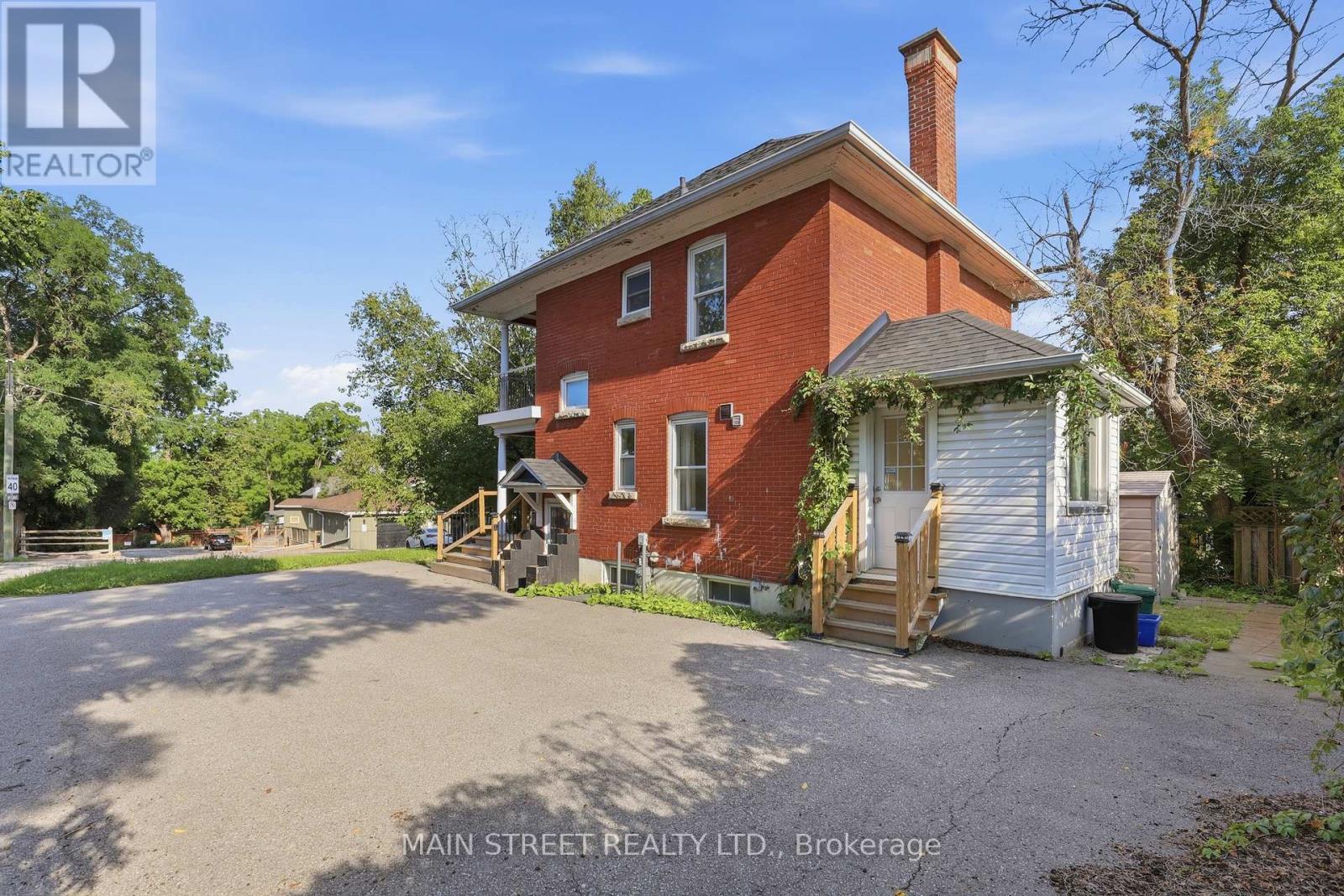 12 Vincent Street, Newmarket, Ontario  L3Y 4G2 - Photo 24 - N13674000